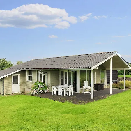 Holiday home 6 Person In Brenderup Fyn-by Traum Vedelshave